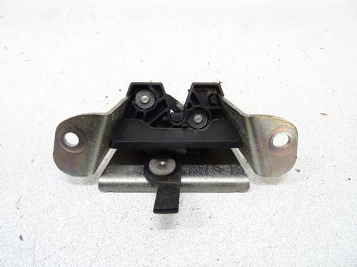 Tailgate lock PEUGEOT 107 (PM_, PN_) 1.0 | BP20041700C101