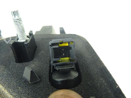 left-tailgate-light-peugeot-2008-i-cu_-2013-33634498 main image