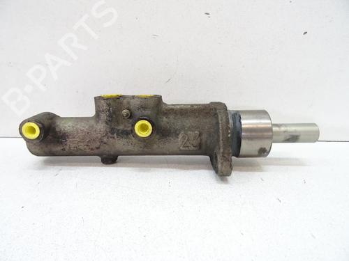 Used Brake master cylinder Brake master cylinder IVECO DAILY III Van 35 S 11 V,35 C 11 V (106 hp) 21969196 21969196