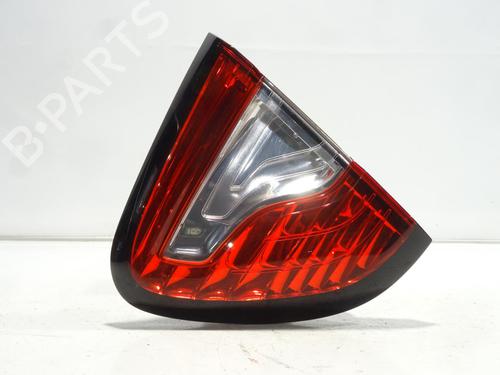 right-tailgate-light-renault-captur-i-j5_-h5_-2013-24554971 main image