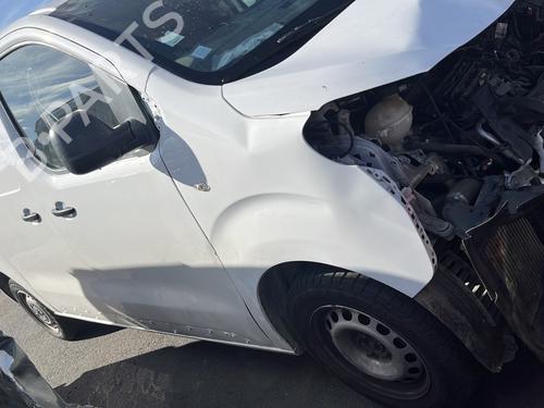 Tablier PEUGEOT EXPERT Van (V_) 2.0 BlueHDi 120 | BP31376935C46 