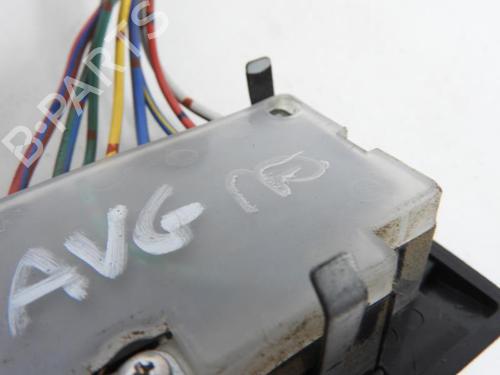 Switch TOYOTA HIACE IV Van (__H1_, __H2_) 2.5 D-4D 4WD (KLH18, KLH28) BP21968080I30