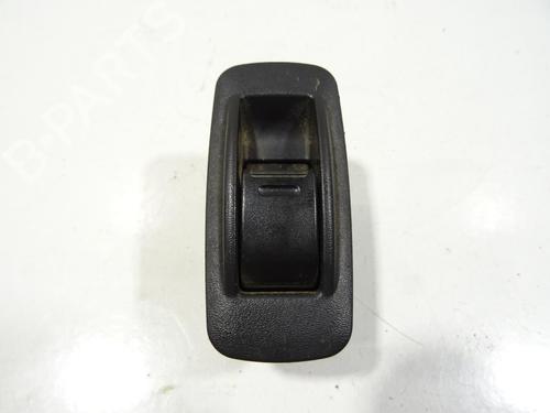 Right rear window switch TOYOTA RAV 4 II (_A2_) 2.0 D 4WD (CLA20_, CLA21_, CLA20R, CLA21R) | BP26027705I28 - Image 3