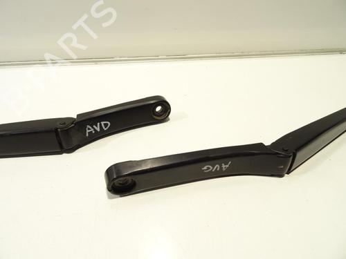 Front windshield wiper arm VW GOLF VII (5G1, BQ1, BE1, BE2) 1.6 TDI | BP28218275C143
