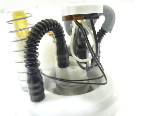 Used Fuel pump Fuel pump DACIA SANDERO II 1.0 SCe 75 (B8JC, B8JD, B8NC) (73 hp) 26977337 26977337