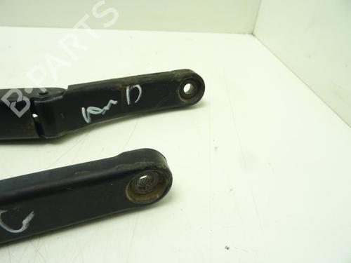 Front windshield wiper arm VW GOLF V (1K1) 1.9 TDI | BP30079489C143