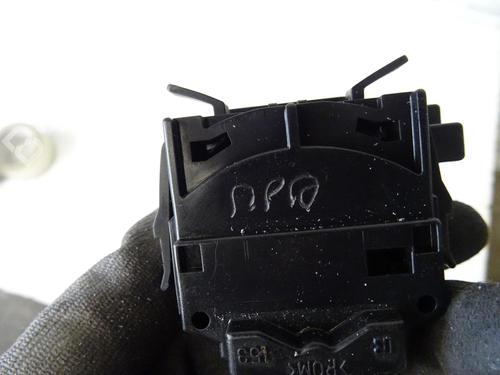 Used Steering column stalk Steering column stalk MITSUBISHI PAJERO III (V7_W, V6_W) 3.2 Di-D (V68W, V78W) (165 hp) 20050808 20050808