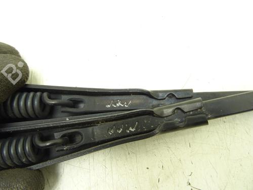 Front windshield wiper arm BMW 2 Coupe (F22, F87) 220 d | BP30357918C143