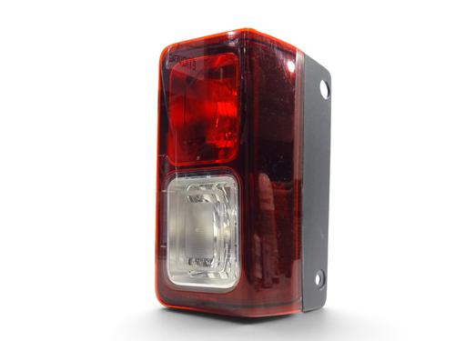 reverse-light-renault-trafic-iii-van-fg_-2014-38976504 main image