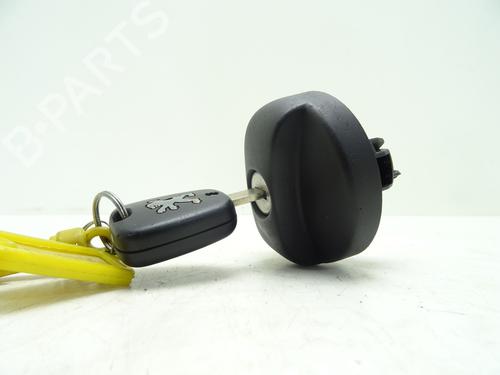 Fuel cap VW POLO (9N_, 9A_) 1.4 TDI | BP28172293C161 