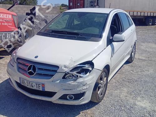 Radio MERCEDES-BENZ B-CLASS Sports Tourer (W245) B 180 CDI (245.207) | BP30097243E6
