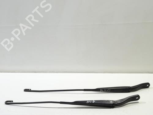front-windshield-wiper-arm-renault-master-iii-van-fv-2010-24420720 main image