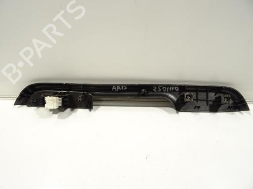 Right rear window switch NISSAN X-TRAIL I (T30) 2.2 dCi 4x4 | BP25872744I28 