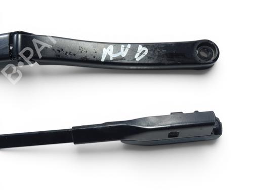 Used Front windshield wiper arm Front windshield wiper arm 37067555 37067555