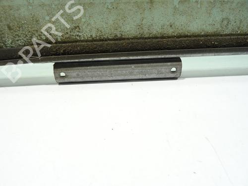 Used Front right door window Front right door window 32168712 32168712