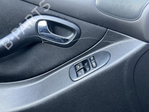 Front right lock SEAT LEON (1M1) 1.9 TDI | BP31023989C97