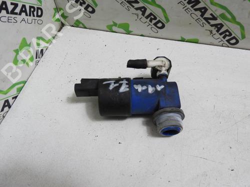 Used Washer pump Washer pump RENAULT CLIO III Hatchback Van (SB_, SR_) [2005-2026] 21825580 21825580