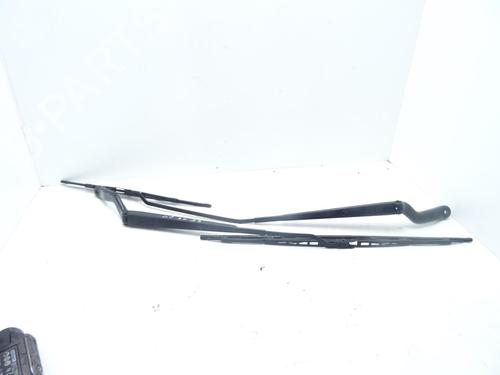 Vindspejlsviskerarm FORD FIESTA V (JH_, JD_) 1.4 16V (80 hp) 32318287