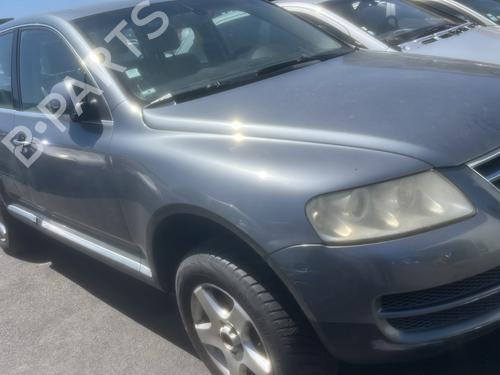 Grill VW TOUAREG (7LA, 7L6, 7L7) 2.5 R5 TDI | BP29865845C40