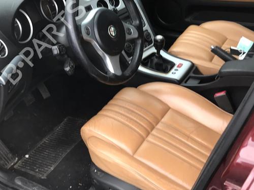 Warning switch ALFA ROMEO 159 (939_) 1.9 JTDM 16V (939AXC1B, 939AXC12) | BP24200736I22 - Image 6