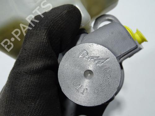 Brake master cylinder AUDI Q5 (8RB) 2.0 TDI quattro | BP30155871M77