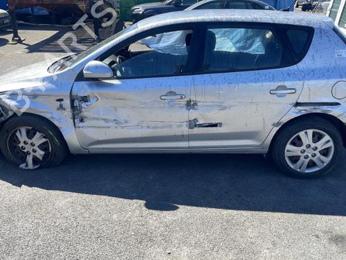 Switch KIA CEE'D Hatchback (ED) 1.6 CRDi 115 | BP20062601I30 - Image 8
