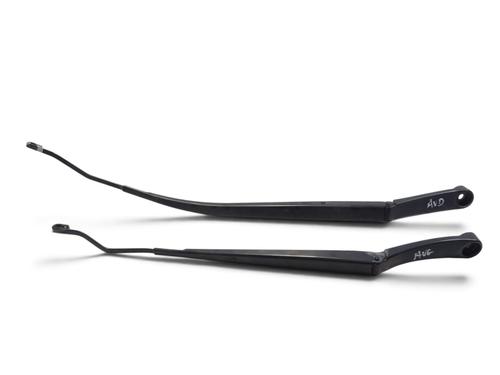 Used Front windshield wiper arm Front windshield wiper arm HYUNDAI ix35 (LM, EL, ELH) 1.7 CRDi (116 hp) 40123960 40123960