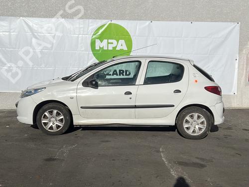 Fuse box PEUGEOT 206+ (2L_, 2M_) 1.1 | BP37865040E1  - Image 14