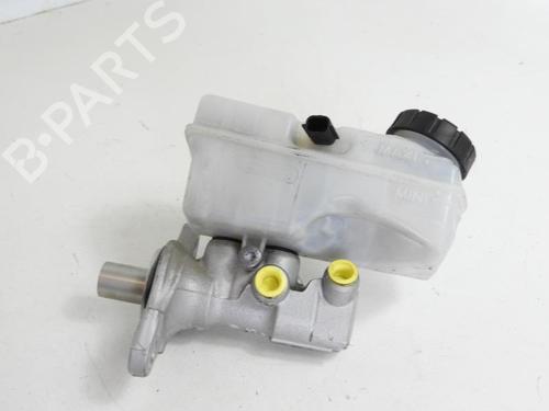 Used Brake master cylinder RENAULT CLIO IV (BH_) 1.5 dCi 75 (75 hp) 20069269