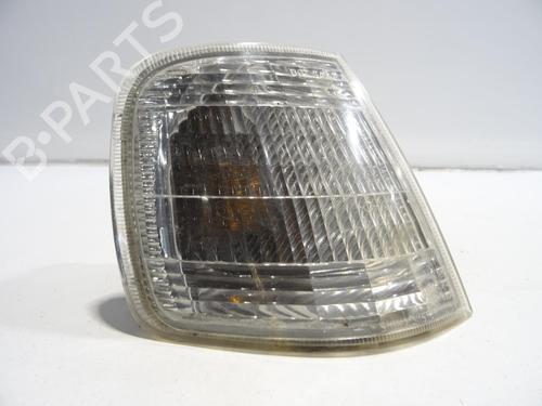 Used Right front indicator PEUGEOT 405 I Break (15E) 1.9 D (69 hp) 28124131
