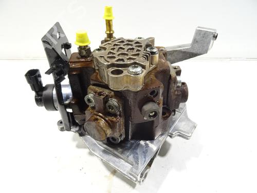 Used Injection pump Injection pump CITROËN C4 Grand Picasso I (UA_) 1.6 HDi (109 hp) 30888640 30888640