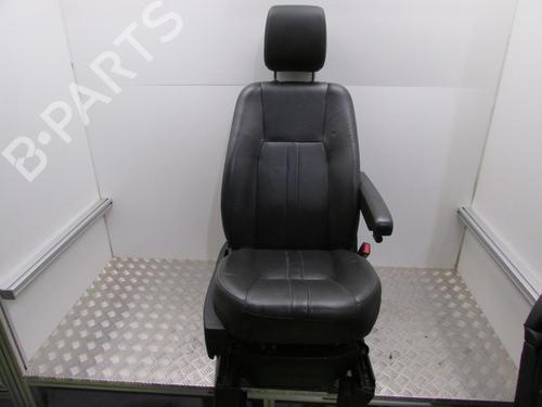 Used Right front seat LAND ROVER DISCOVERY IV (L319) 3.0 SDV6 4x4 (256 hp) 20290845