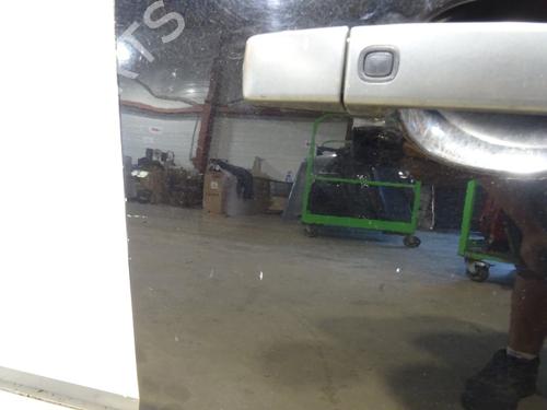 Used Right front door Right front door 36901001 36901001