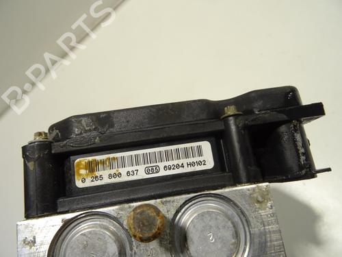 Used ABS pump ABS pump KIA CEE'D Hatchback (ED) 1.6 CRDi 115 (115 hp) 20050563 20050563