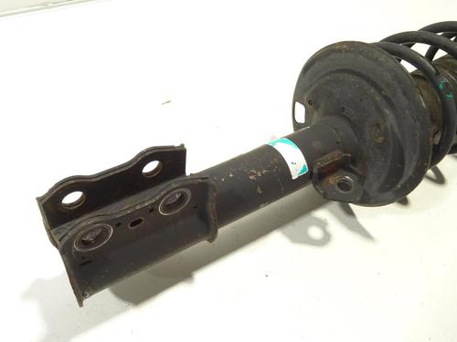 Right front shock absorber TOYOTA YARIS (_P9_) 1.4 D-4D (NLP90_, NLP90R) | BP29585655M17