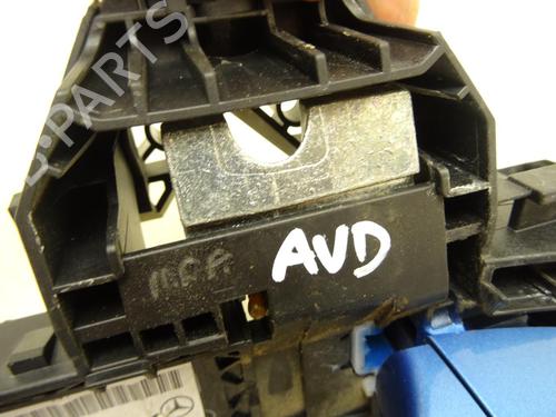 front-right-exterior-door-handle-mercedes-benz-a-class-w176-2012-2013-2014-2015-2016-2017-2018-31973389 main image