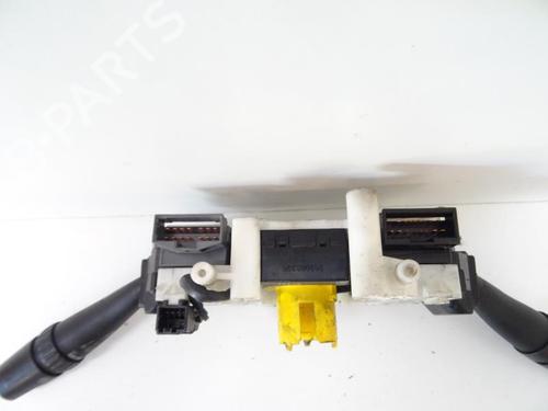 Used Steering column stalk HYUNDAI TUCSON (JM) 2.0 CRDi All-wheel Drive (113 hp) 20045420
