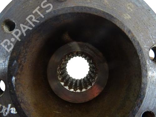 Used Right front steering knuckle Right front steering knuckle RENAULT RAPID Box Body/MPV (F40_, G40_) 1.2 (F406, G40A) (55 hp) 35937107 35937107