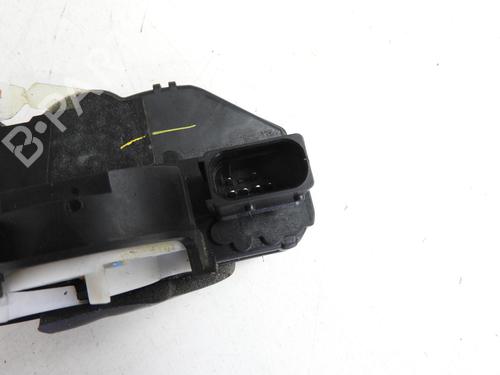 Used Front right lock OPEL ZAFIRA TOURER C (P12) 2.0 CDTi (75) (130 hp) 20066652