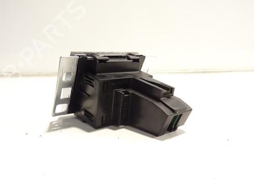 display-monitor-vw-passat-b7-variant-365-2010-2011-2012-2013-2014-2015-32447213 main image
