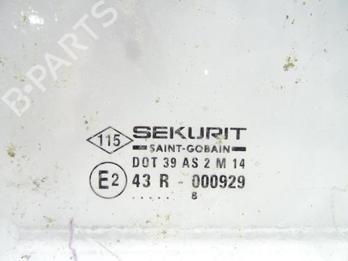 Used Rear right quarter glass Rear right quarter glass RENAULT TRAFIC Van (T_, P_, V_) 2.5 D (75 hp) 26297349 26297349