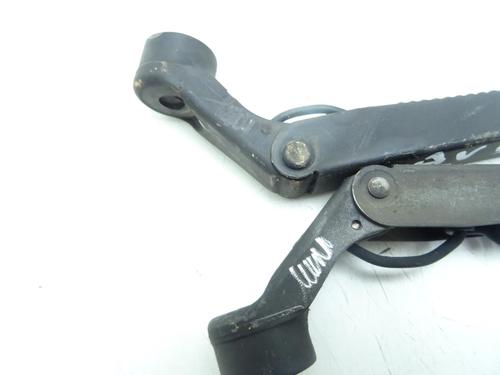 Used Front windshield wiper arm Front windshield wiper arm SUZUKI JIMNY Closed Off-Road Vehicle (SN) 1.5 DDiS 4x4 (86 hp) 33532261 33532261