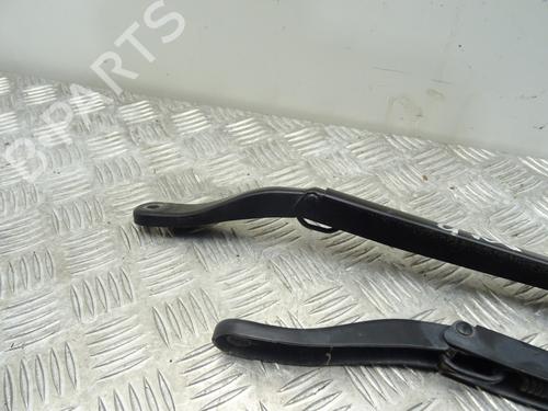 Front windshield wiper arm RENAULT MEGANE III Hatchback (BZ0/1_, B3_) 1.5 dCi (BZ09, BZ0D, BZ1W, BZ29, BZ14) | BP30106676C143