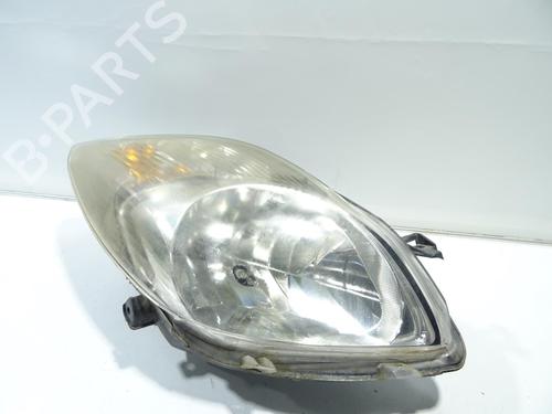 Scheinwerfer rechts für TOYOTA YARIS (_P9_) 1.4 D-4D (NLP90_, NLP90R) (90 hp) 32134370