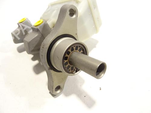 Brake master cylinder DACIA DUSTER (HS_) 1.5 dCi 4x4 (HSMC, HSMD) | BP28360854M77 