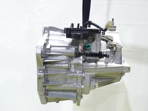 Used Gearbox Gearbox RENAULT MEGANE IV Hatchback (B9A/M/N_) 1.6 dCi 130 (B9A4) (130 hp) 20049392 20049392