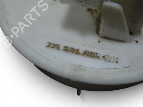 Pompe à carburant Pompe à carburant LAND ROVER DISCOVERY I (LJ) 2.5 TDI 4x4 (113 hp) 34359524 34359524