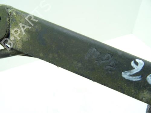 rear-windshield-wiper-arm-land-rover-discovery-ii-l318-1998-1999-2000-2001-2002-2003-2004-31924981 main image