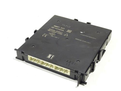 Used Control unit TOYOTA COROLLA Estate (_E21_) 1.8 Hybrid (ZWE211) (122 hp) 23787545