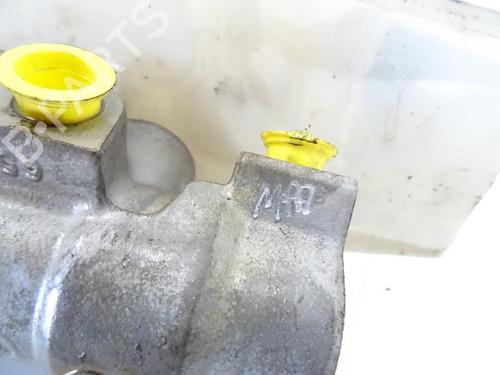 Used Brake master cylinder Brake master cylinder DACIA DUSTER (HS_) 1.5 dCi 4x4 (109 hp) 20045650 20045650